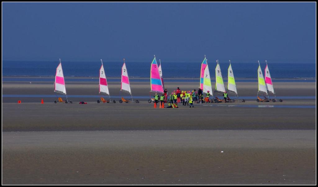 Logis Hotel & Restaurant "Au Gre Du Vent" Berck Bagian luar foto